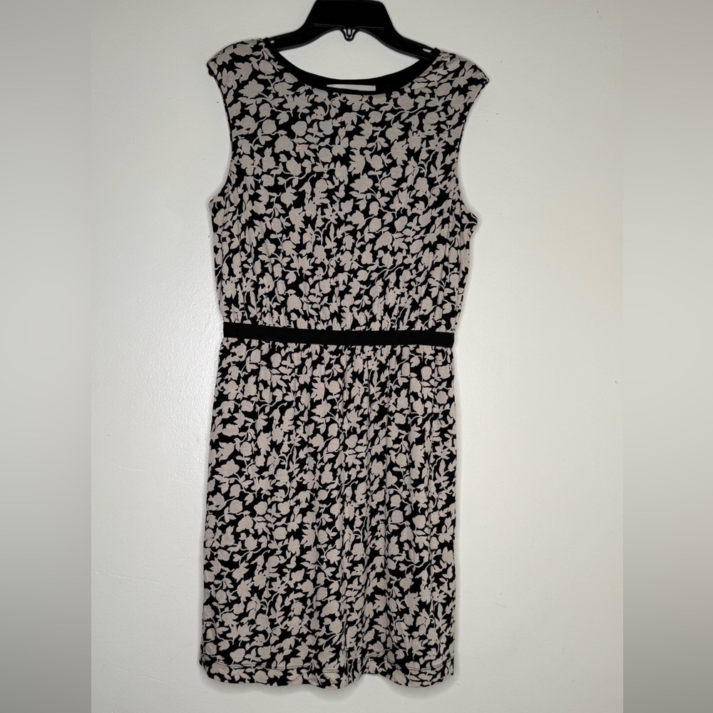 LOFT DRESS - Picture 2 of 5